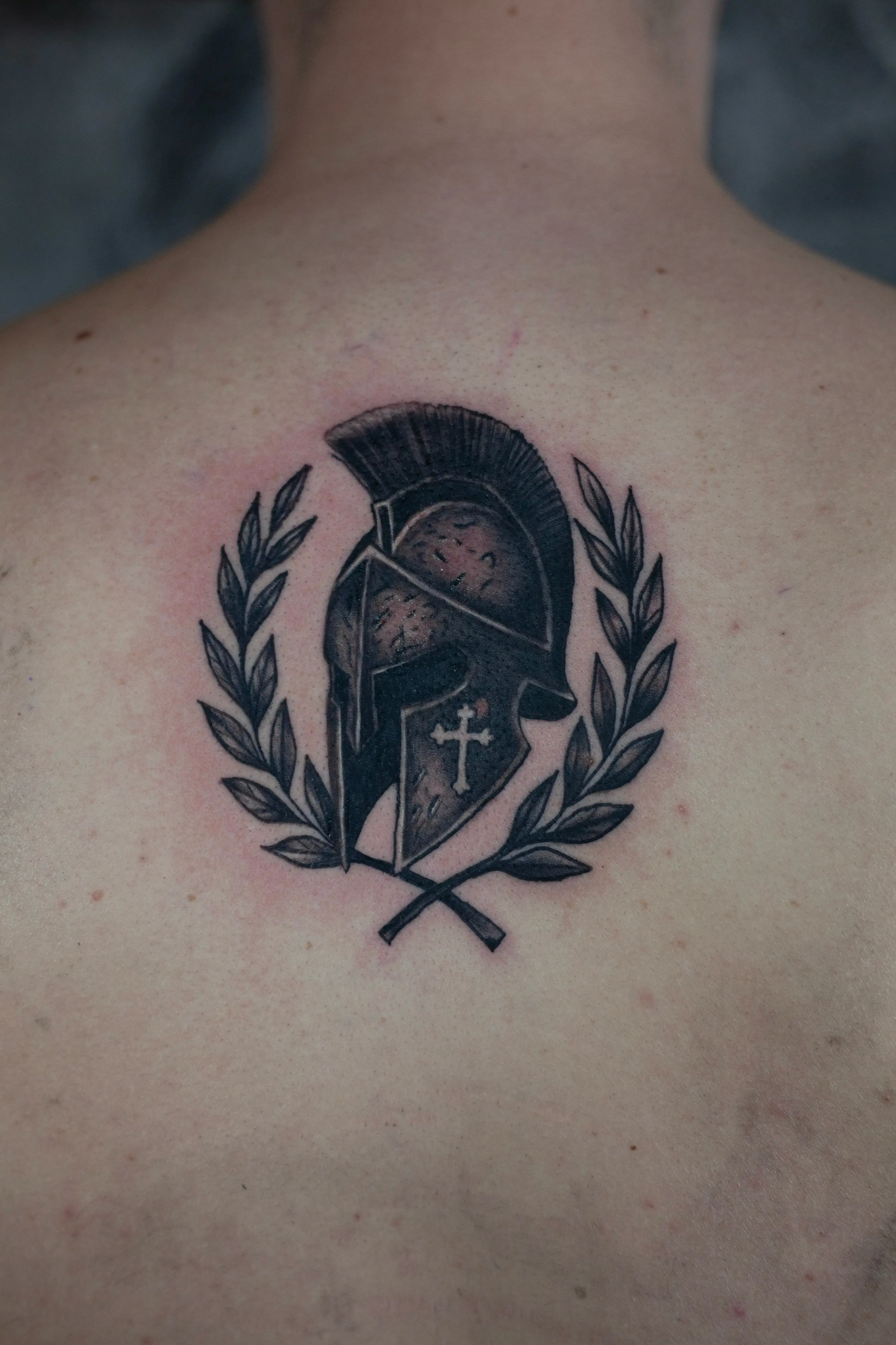 Tetovaža Black and grey šlem - Black & Grey rad Eternal Art studio